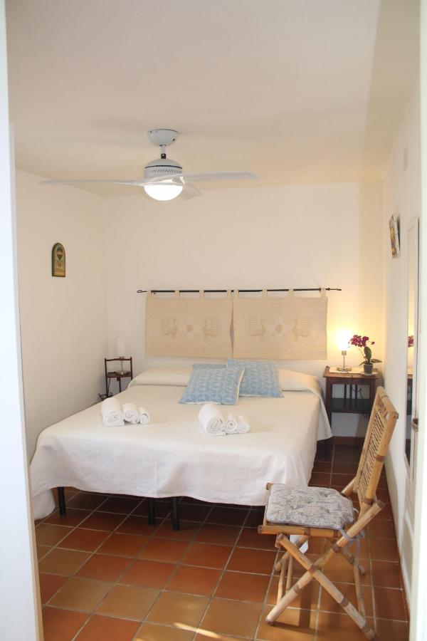 B&B Sa Serra Stintino Bagian luar foto