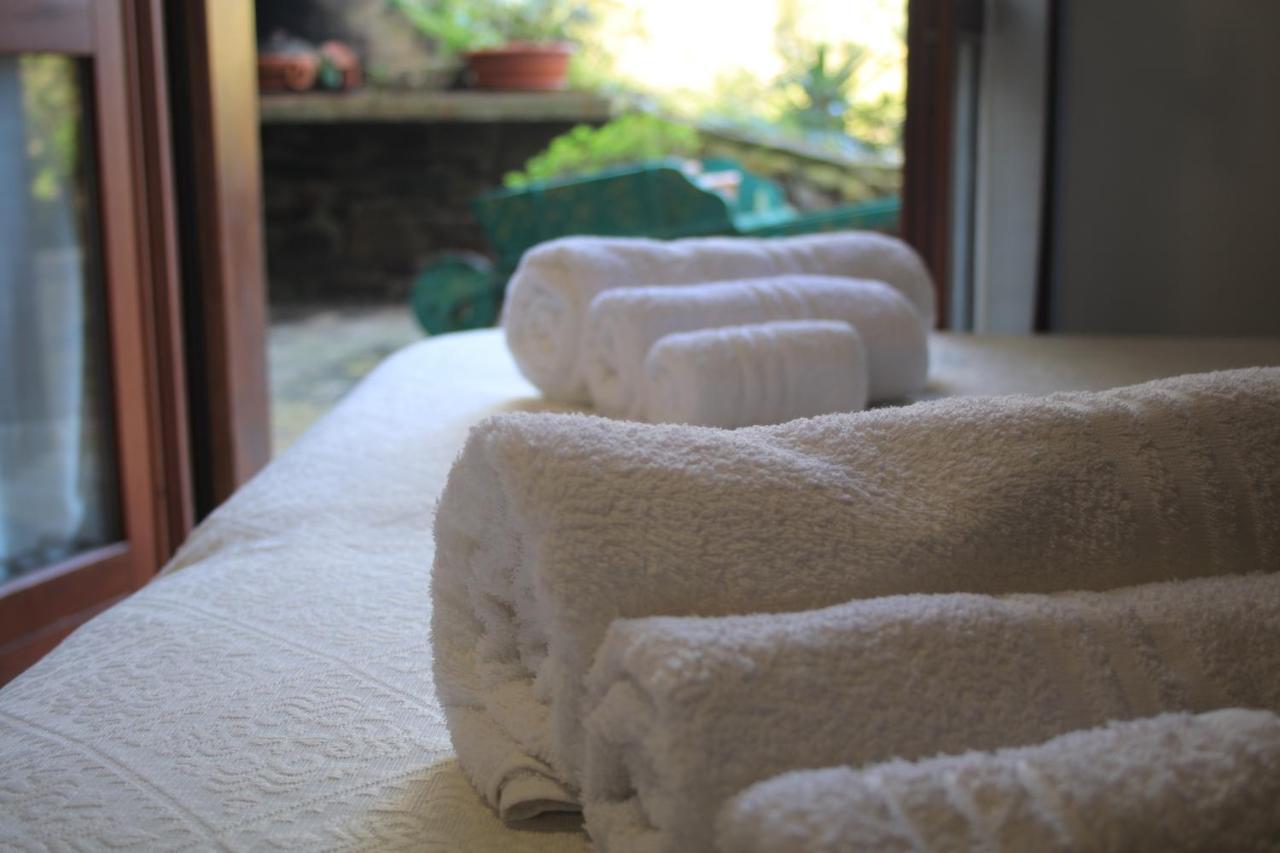 B&B Sa Serra Stintino Bagian luar foto